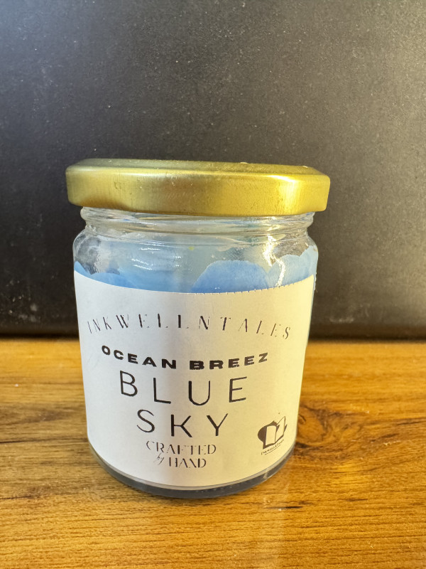 Ocean Breez Blue Sky & Sandalwood Candy bloom